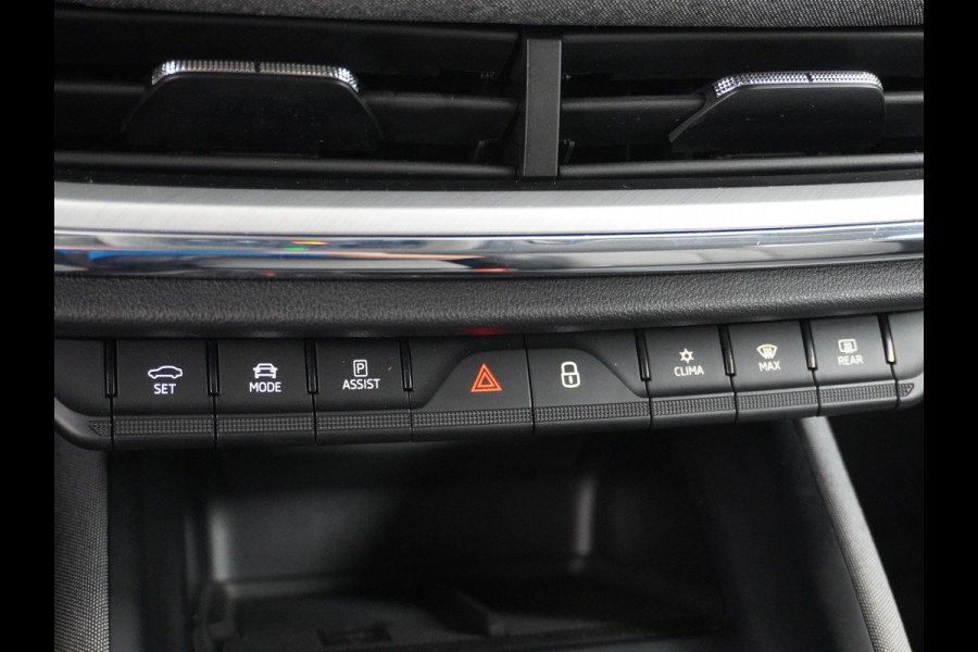 Škoda ENYAQ iV 60 Navi Ecc Adaptive-Cruise Camera Apple Carplay Android Keyless Led Pdc DabBusiness Edition Plus Stoelverwarming Bluetooth Dodehoek detector Draadloze tel.lader Rijstrooksensor Regen-Lichtsensor Origineel Nederlandse 1e Eigenaar Auto nieuwprijs €51.910,-