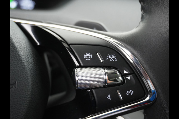 Škoda ENYAQ iV 60 Navi Ecc Adaptive-Cruise Camera Apple Carplay Android Keyless Led Pdc DabBusiness Edition Plus Stoelverwarming Bluetooth Dodehoek detector Draadloze tel.lader Rijstrooksensor Regen-Lichtsensor Origineel Nederlandse 1e Eigenaar Auto nieuwprijs €51.910,-