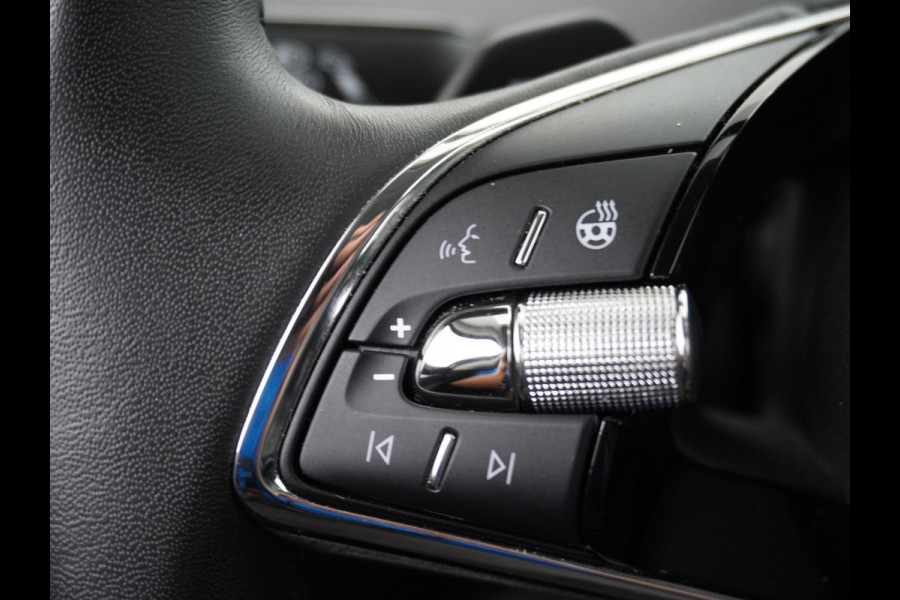 Škoda ENYAQ iV 60 Navi Ecc Adaptive-Cruise Camera Apple Carplay Android Keyless Led Pdc DabBusiness Edition Plus Stoelverwarming Bluetooth Dodehoek detector Draadloze tel.lader Rijstrooksensor Regen-Lichtsensor Origineel Nederlandse 1e Eigenaar Auto nieuwprijs €51.910,-