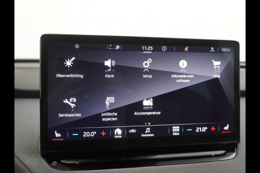 Škoda ENYAQ iV 60 Navi Ecc Adaptive-Cruise Camera Apple Carplay Android Keyless Led Pdc DabBusiness Edition Plus Stoelverwarming Bluetooth Dodehoek detector Draadloze tel.lader Rijstrooksensor Regen-Lichtsensor Origineel Nederlandse 1e Eigenaar Auto nieuwprijs €51.910,-