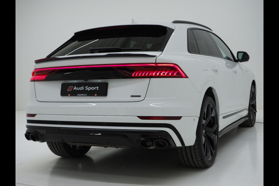 Audi Q8 60 TFSI e quattro Competition BlackOptic 462PK | RS Stoelen | 23" | Panoramadak | Luchtvering | B&O | 360 | Trekhaak