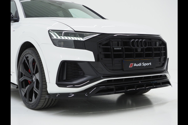 Audi Q8 60 TFSI e quattro Competition BlackOptic 462PK | RS Stoelen | 23" | Panoramadak | Luchtvering | B&O | 360 | Trekhaak