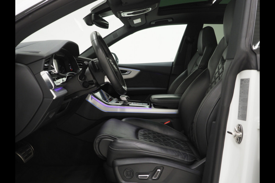 Audi Q8 60 TFSI e quattro Competition BlackOptic 462PK | RS Stoelen | 23" | Panoramadak | Luchtvering | B&O | 360 | Trekhaak