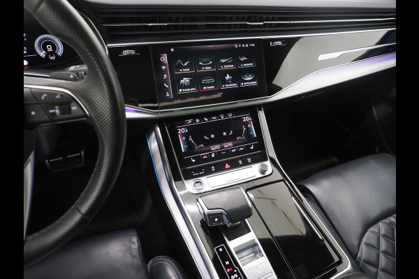 Audi Q8 60 TFSI e quattro Competition BlackOptic 462PK | RS Stoelen | 23" | Panoramadak | Luchtvering | B&O | 360 | Trekhaak