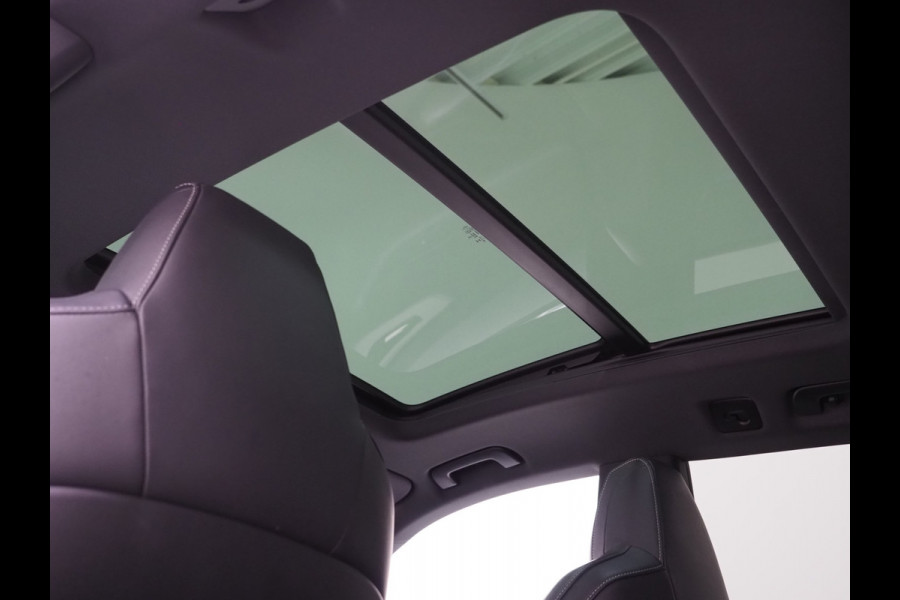Audi Q8 60 TFSI e quattro Competition BlackOptic 462PK | RS Stoelen | 23" | Panoramadak | Luchtvering | B&O | 360 | Trekhaak