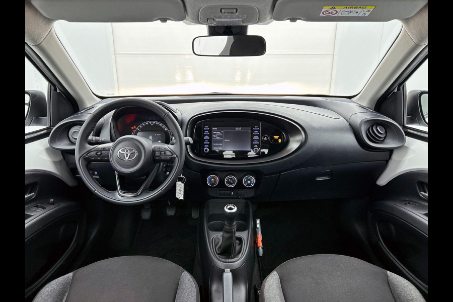Toyota Aygo X 1.0 VVT-i MT Play CAMERA | CARPLAY-NAVI | AD-CRUISE