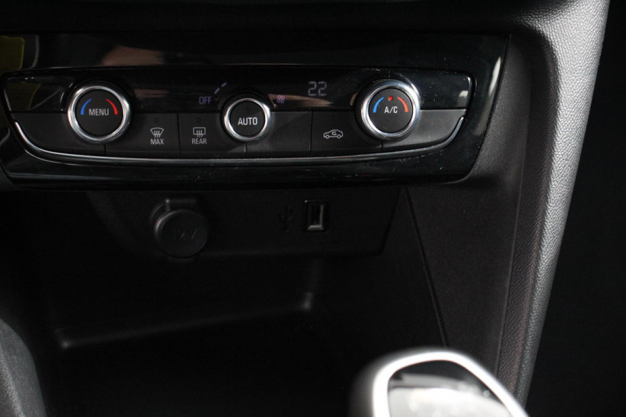 Opel Corsa 1.2 turbo 102pk Elegance | Navigatie | Apple Carplay/Android Auto | Climate Control | Camera | Parkeer sensoren V+A | Lichtmetalen Velgen | Cruise Control