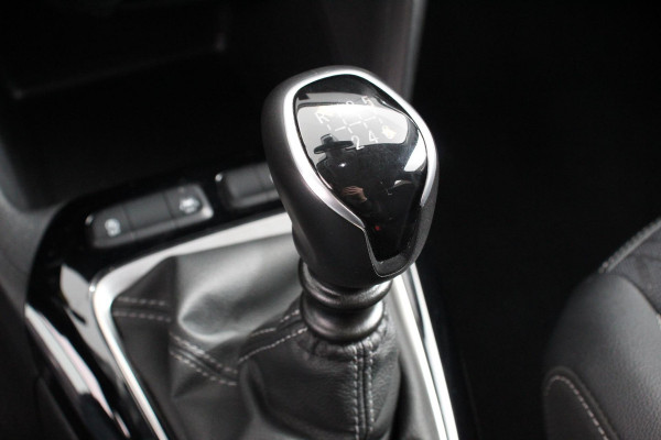 Opel Corsa 1.2 turbo 102pk Elegance | Navigatie | Apple Carplay/Android Auto | Climate Control | Camera | Parkeer sensoren V+A | Lichtmetalen Velgen | Cruise Control