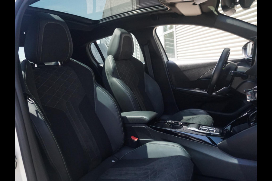 Peugeot e-208 EV GT Pack 50 kWh Panoramadak