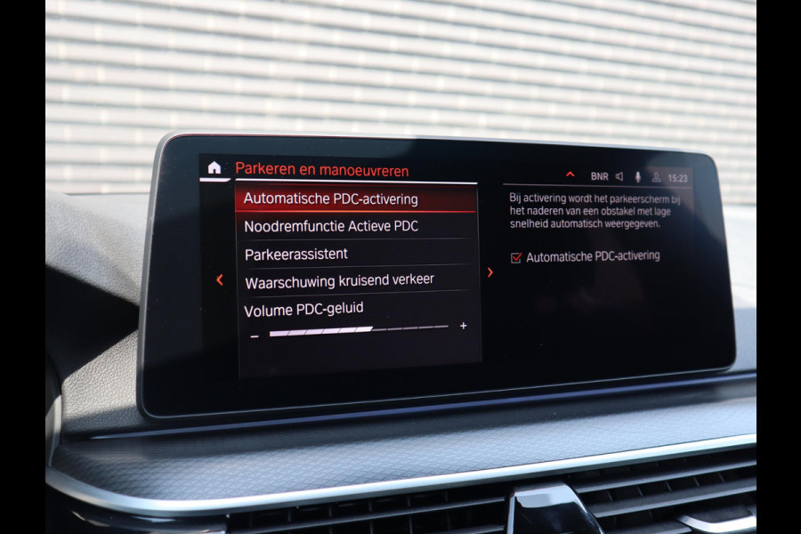BMW 5 Serie Touring 530d Executive M Sport | Panoramadak | Head up | Laser | Adaptive Cruise |