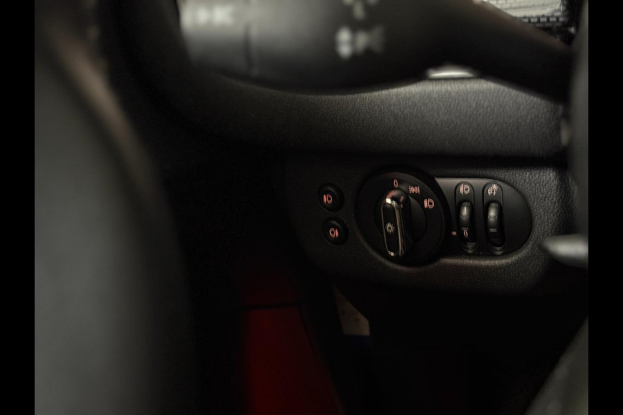 MINI Clubman 1.5 One Chili |Pano | Keyless | LED | Carbon | Navi | Topstaat