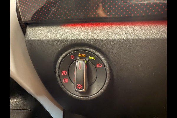 Volkswagen up! 1.0 TSI GTI 5-Drs. ClimateControl Stoelverwarming 17'lmv 24 maanden garantie mogelijk (*vraag naar de voorwaarden)