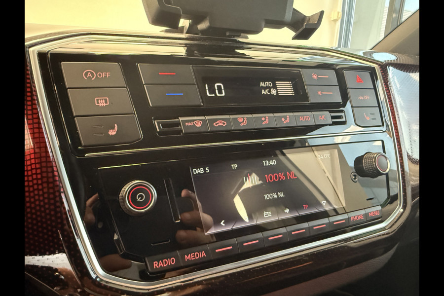 Volkswagen up! 1.0 TSI GTI 5-Drs. ClimateControl Stoelverwarming 17'lmv 24 maanden garantie mogelijk (*vraag naar de voorwaarden)