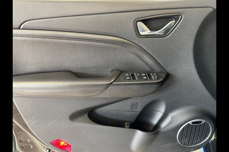Seres 3 52kWh AUT. PANORAMADAK CAMERA 360° KEYLESS NAVIGATIE DRIVING ASSISTANCE LEDER AIRCO PDC USB LANE ASSIST