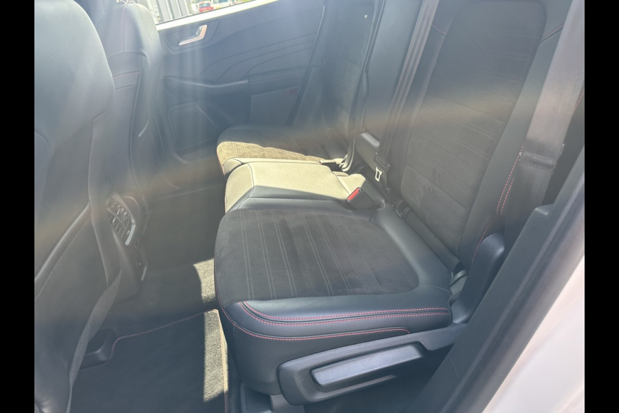 Ford Kuga 2.5 PHEV ST-Line X TREKHAAK, TECHPAKKET, WINTERPAKKET.