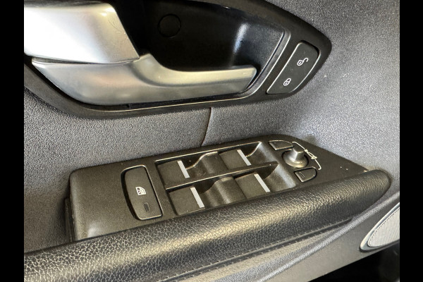 Land Rover Range Rover Evoque 2.0 eD4 Urban Series SE Dynamic PANORAMADAK LEDER NAVIGATIE CAMERA MEMORY STOELVERWARMING PDC CRUISE