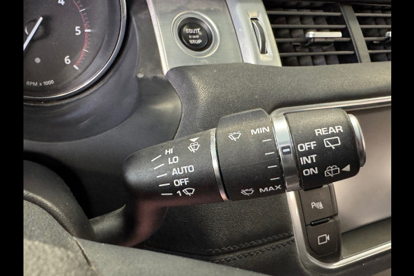 Land Rover Range Rover Evoque 2.0 eD4 Urban Series SE Dynamic PANORAMADAK LEDER NAVIGATIE CAMERA MEMORY STOELVERWARMING PDC CRUISE