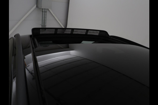 Seat Leon 1.5 TSI FR Ultimate Edition Black | Panoramadak | Stoelverwarming | Adaptive cruise | Beats Audio | Sfeerverlichting | Carplay | Leder/Alcantara | Full LED | Virtual Cockpit | Keyless | Navigatie