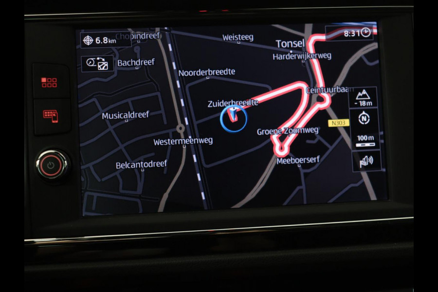 Seat Leon 1.5 TSI FR Ultimate Edition Black | Panoramadak | Stoelverwarming | Adaptive cruise | Beats Audio | Sfeerverlichting | Carplay | Leder/Alcantara | Full LED | Virtual Cockpit | Keyless | Navigatie