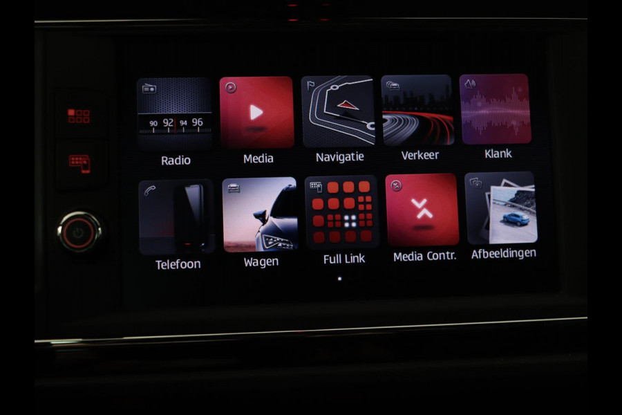 Seat Leon 1.5 TSI FR Ultimate Edition Black | Panoramadak | Stoelverwarming | Adaptive cruise | Beats Audio | Sfeerverlichting | Carplay | Leder/Alcantara | Full LED | Virtual Cockpit | Keyless | Navigatie