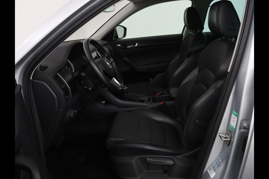 Škoda Kodiaq 1.5 TSI Business Edition 7-persoons | Trekhaak | Stoelverwarming | Adaptive cruise | Canton Sound | Carplay | Half leder | Keyless | Full LED | Navigatie