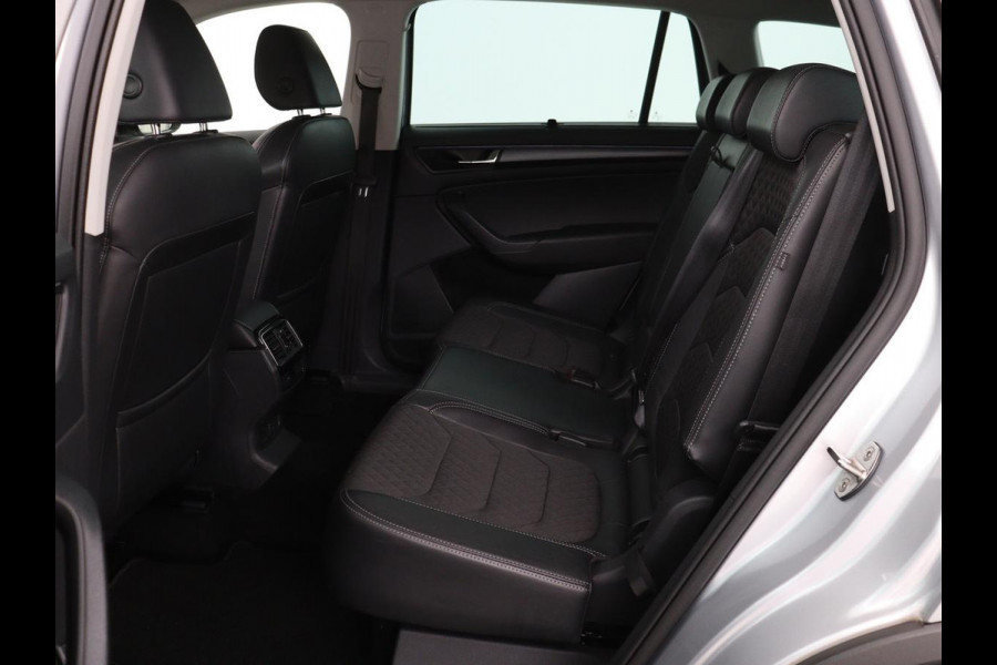 Škoda Kodiaq 1.5 TSI Business Edition 7-persoons | Trekhaak | Stoelverwarming | Adaptive cruise | Canton Sound | Carplay | Half leder | Keyless | Full LED | Navigatie