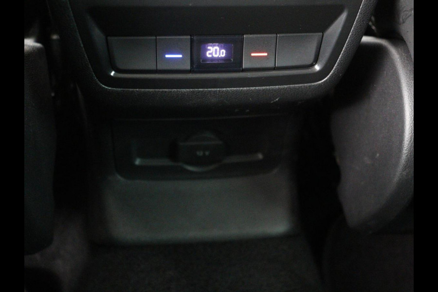 Škoda Kodiaq 1.5 TSI Business Edition 7-persoons | Trekhaak | Stoelverwarming | Adaptive cruise | Canton Sound | Carplay | Half leder | Keyless | Full LED | Navigatie