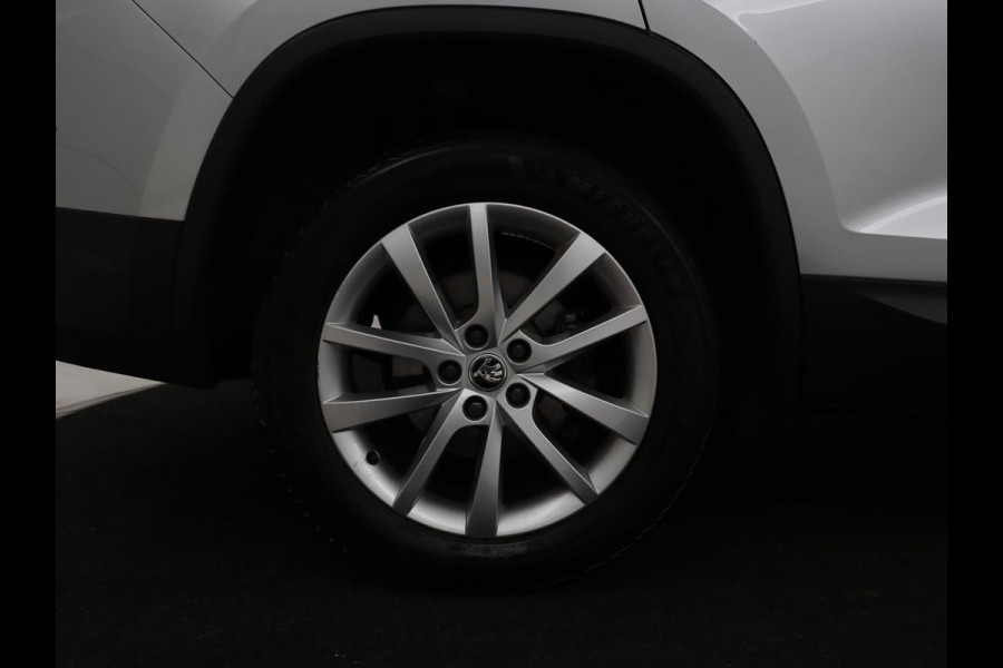 Škoda Kodiaq 1.5 TSI Business Edition 7-persoons | Trekhaak | Stoelverwarming | Adaptive cruise | Canton Sound | Carplay | Half leder | Keyless | Full LED | Navigatie