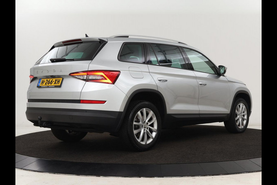 Škoda Kodiaq 1.5 TSI Business Edition 7-persoons | Trekhaak | Stoelverwarming | Adaptive cruise | Canton Sound | Carplay | Half leder | Keyless | Full LED | Navigatie