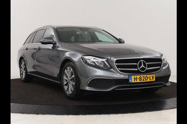 Mercedes-Benz E-Klasse 200 Business Solutions | Leder | 360 camera | Stoelverwarming | Carplay | Matrix LED | Widescreen | Park Assist | Navigatie | Memory