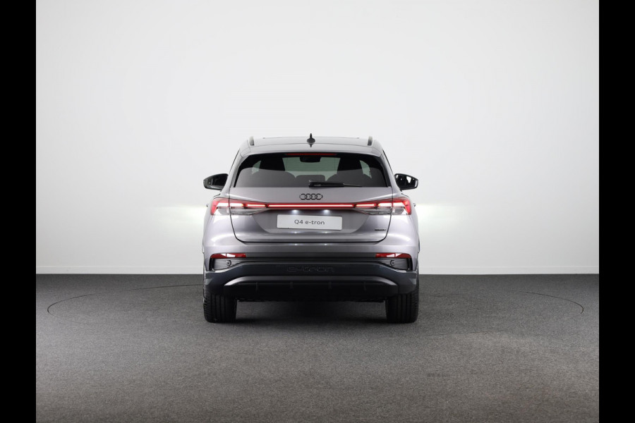 Audi Q4 e-tron 45 quattro S Edition 82 kWh 286pk panoramadak, Sonos soundsysteem, assistentiepakket plus, comfortpakket, veiligheidspakket, klimaatregelingpakket, leder interieur