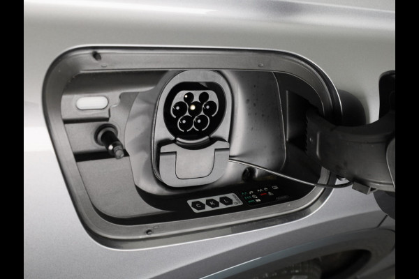 Audi Q4 e-tron 45 quattro S Edition 82 kWh 286pk panoramadak, Sonos soundsysteem, assistentiepakket plus, comfortpakket, veiligheidspakket, klimaatregelingpakket, leder interieur
