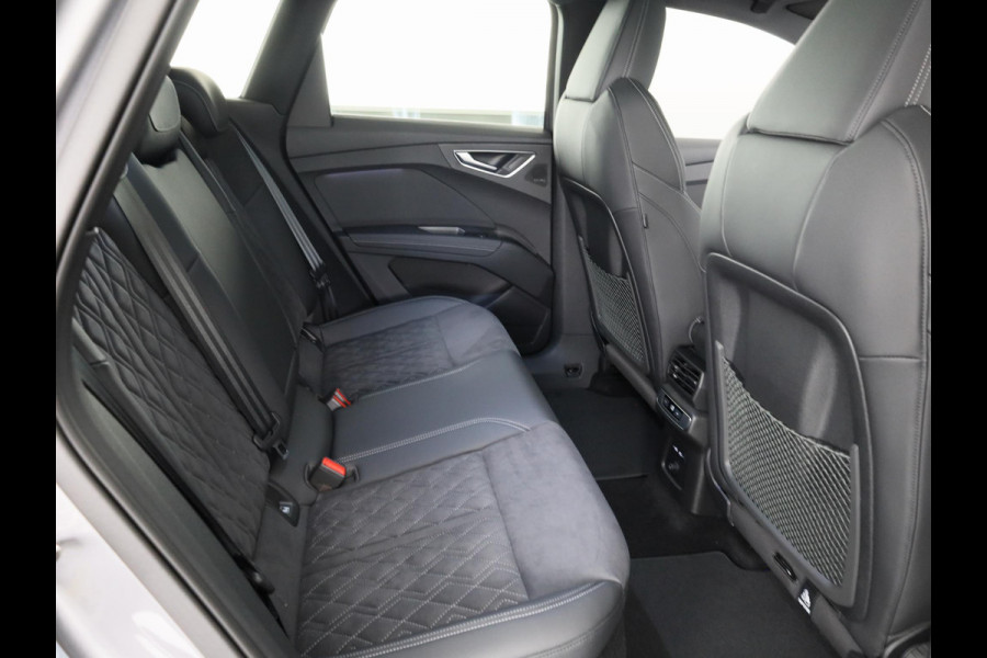 Audi Q4 e-tron 45 quattro S Edition 82 kWh 286pk panoramadak, Sonos soundsysteem, assistentiepakket plus, comfortpakket, veiligheidspakket, klimaatregelingpakket, leder interieur