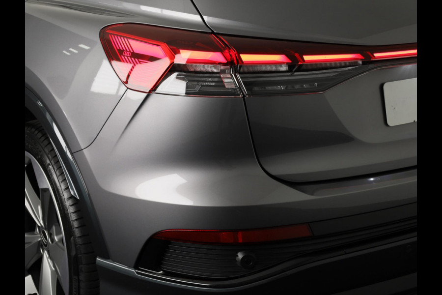 Audi Q4 e-tron 45 quattro S Edition 82 kWh 286pk panoramadak, Sonos soundsysteem, assistentiepakket plus, comfortpakket, veiligheidspakket, klimaatregelingpakket, leder interieur