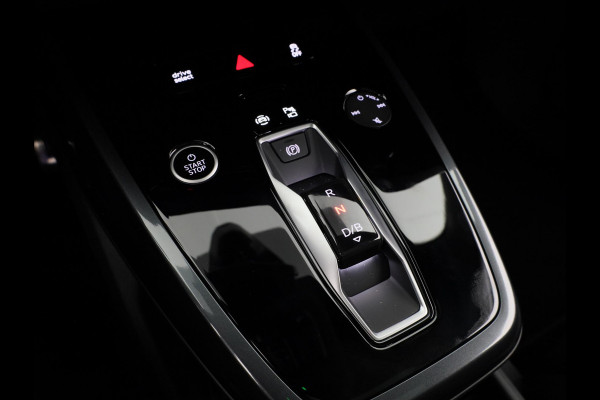 Audi Q4 e-tron 45 quattro S Edition 82 kWh 286pk panoramadak, Sonos soundsysteem, assistentiepakket plus, comfortpakket, veiligheidspakket, klimaatregelingpakket, leder interieur
