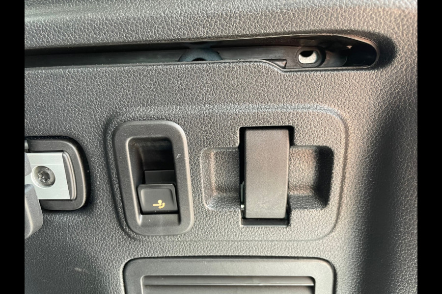 Volkswagen Touran 1.5 TSI Highline Business R / Camera / Trekhaak