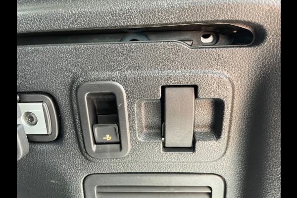 Volkswagen Touran 1.5 TSI Highline Business R / Camera / Trekhaak