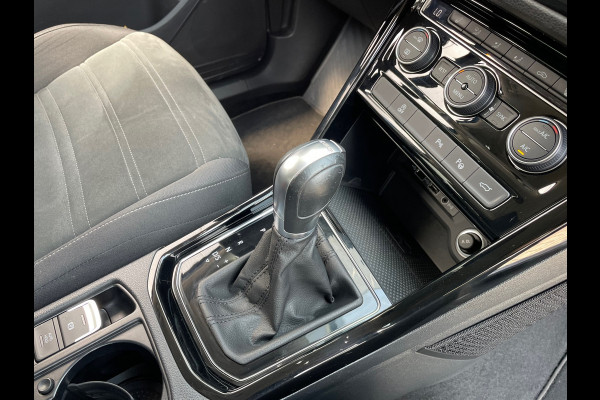 Volkswagen Touran 1.5 TSI Highline Business R / Camera / Trekhaak