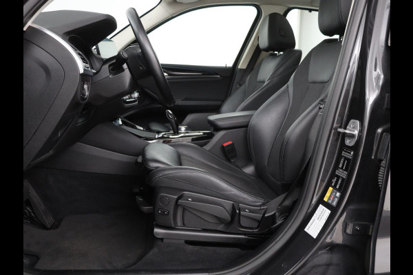 BMW X3 xDrive30e High Executive | X Line | Panoramadak | Stoel & stuurverwarming | Carplay | Sportstoelen | Half leder | Live Cockpit | Full LED | Camera