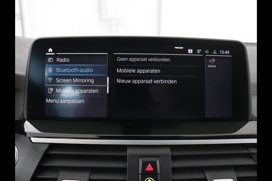 BMW X3 xDrive30e High Executive | X Line | Panoramadak | Stoel & stuurverwarming | Carplay | Sportstoelen | Half leder | Live Cockpit | Full LED | Camera