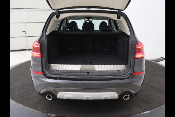 BMW X3 xDrive30e High Executive | X Line | Panoramadak | Stoel & stuurverwarming | Carplay | Sportstoelen | Half leder | Live Cockpit | Full LED | Camera