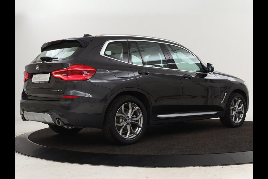 BMW X3 xDrive30e High Executive | X Line | Panoramadak | Stoel & stuurverwarming | Carplay | Sportstoelen | Half leder | Live Cockpit | Full LED | Camera