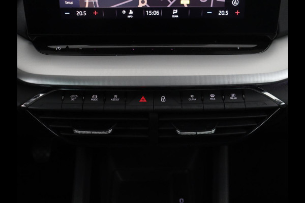 Škoda Octavia 1.0 TSI Business Edition | Carplay | Sfeerverlichting | Full LED | Navigatie | Parkeerhulp | Climate control | DAB | Cruise control