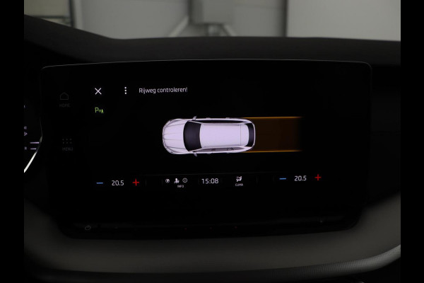 Škoda Octavia 1.0 TSI Business Edition | Carplay | Sfeerverlichting | Full LED | Navigatie | Parkeerhulp | Climate control | DAB | Cruise control
