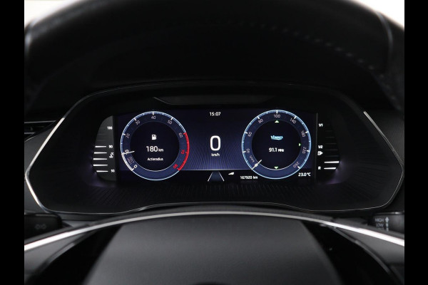 Škoda Octavia 1.0 TSI Business Edition | Carplay | Sfeerverlichting | Full LED | Navigatie | Parkeerhulp | Climate control | DAB | Cruise control
