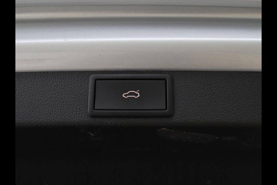 Škoda Octavia 1.0 TSI Business Edition | Carplay | Sfeerverlichting | Full LED | Navigatie | Parkeerhulp | Climate control | DAB | Cruise control