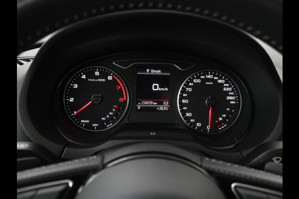 Audi A3 1.5 TFSI Sport S Line Edition | Stoelverwarming | Massage | Full LED | Half leder | Navigatie | Sportstoelen | Climate control