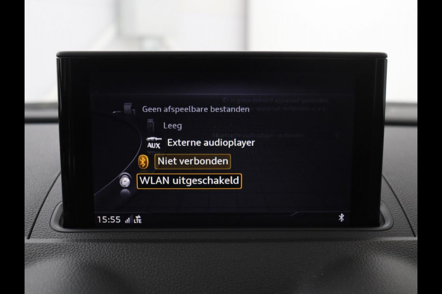 Audi A3 1.5 TFSI Sport S Line Edition | Stoelverwarming | Massage | Full LED | Half leder | Navigatie | Sportstoelen | Climate control