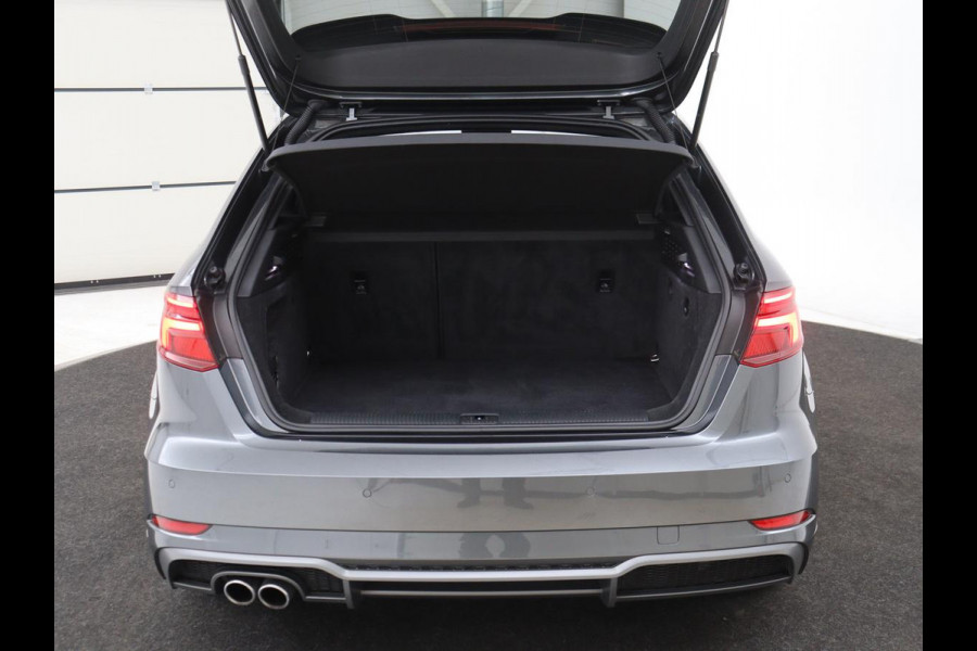 Audi A3 1.5 TFSI Sport S Line Edition | Stoelverwarming | Massage | Full LED | Half leder | Navigatie | Sportstoelen | Climate control