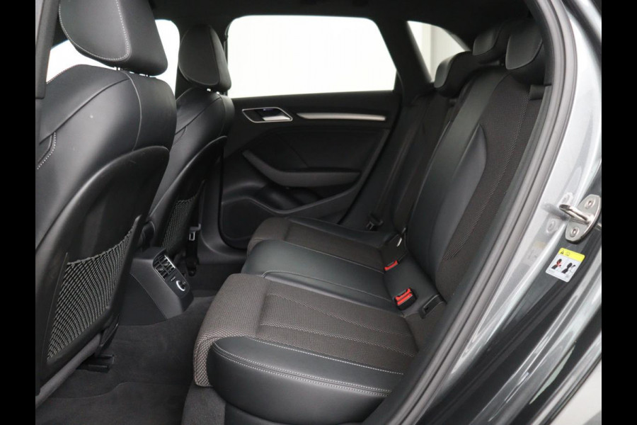Audi A3 1.5 TFSI Sport S Line Edition | Stoelverwarming | Massage | Full LED | Half leder | Navigatie | Sportstoelen | Climate control